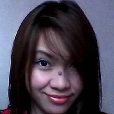 dimples