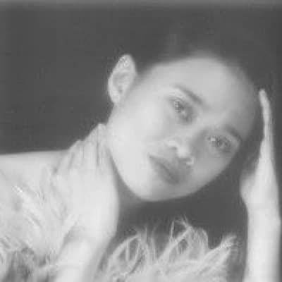delia