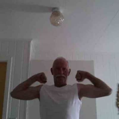 einar