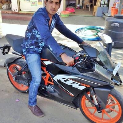 Sam khan