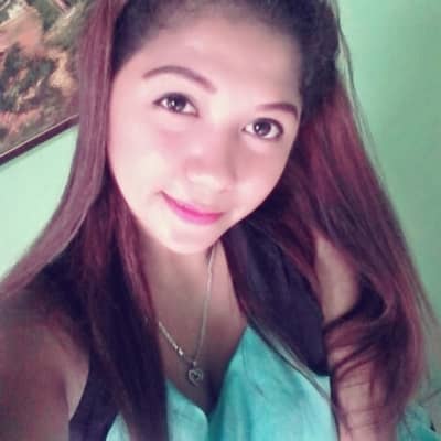 Justine loquinario