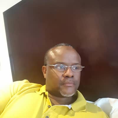 Tumi
