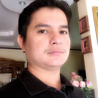 Issara Somsawat
