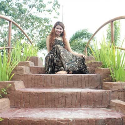 Julie21