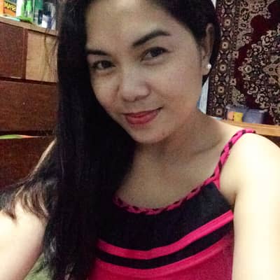 Rosemarie Parales