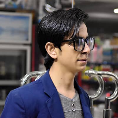 Cute khan