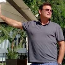 Dr John Herrero
