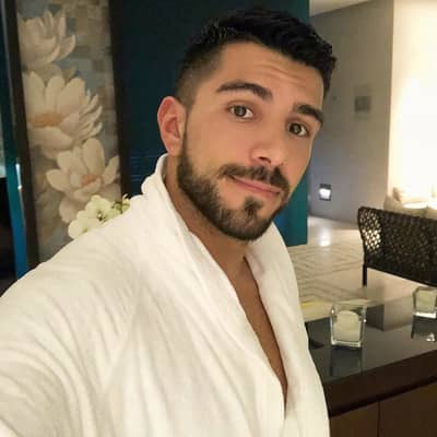 Justin Scott