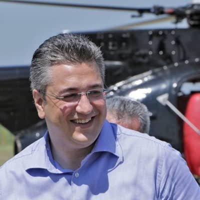 Daniel Miller