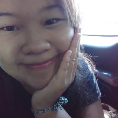 Chubby chinita