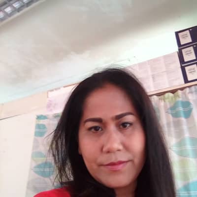 Lady in red