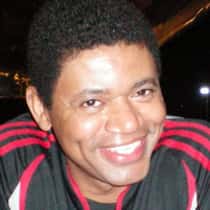 Drew Lynch