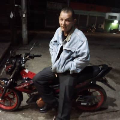 Chat me