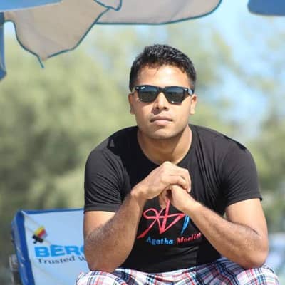 Anwar AR