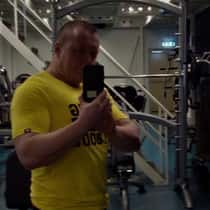 Jarek R
