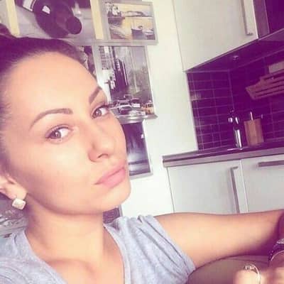 esther