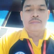 Salvador grones