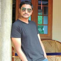 Adhibibi