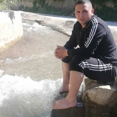 علي
