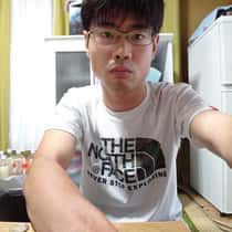 井土堅太