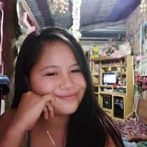 Chelle C.