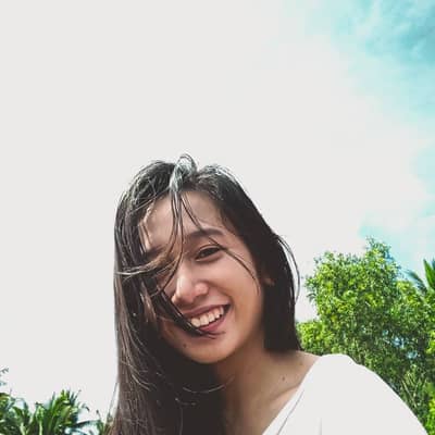 Angelyn