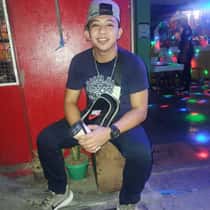 jhay p
