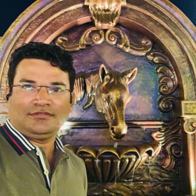 Naik