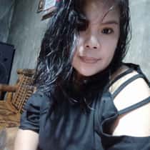Roselle Locañas Rosario