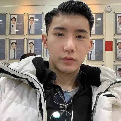 Wong Martin