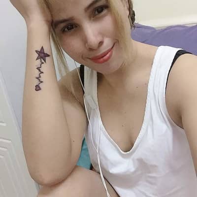 Anne32
