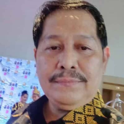 Basit Esmael