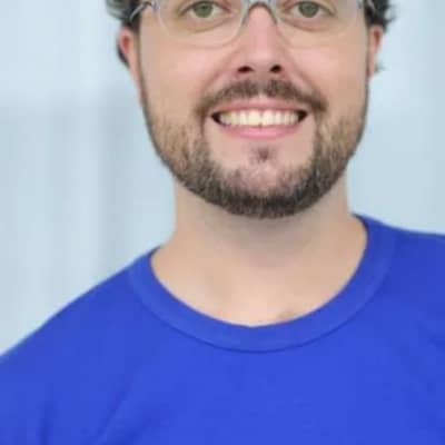 José