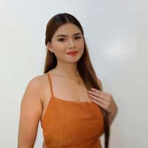 Stephaniie