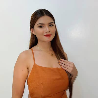 Stephaniie
