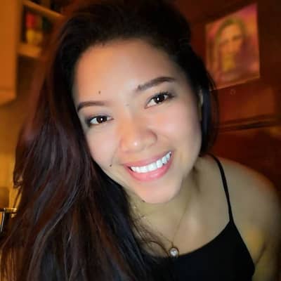 Mia