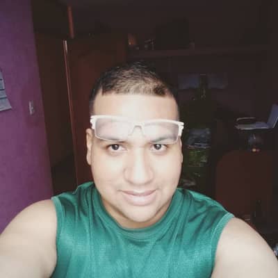 Johnny Solis