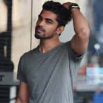 yash123