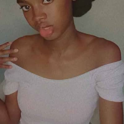 naomykalyetienne