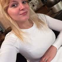Ella lovely