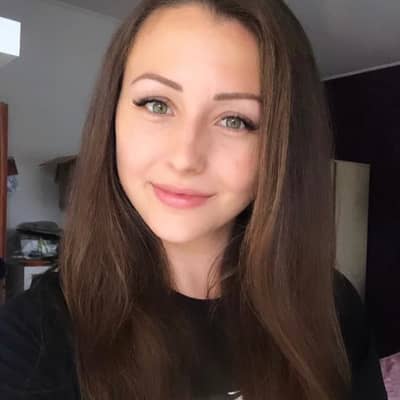 caroline