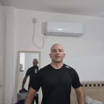 tzachi