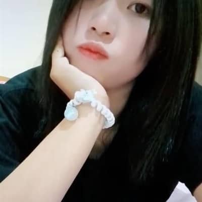 kiss j