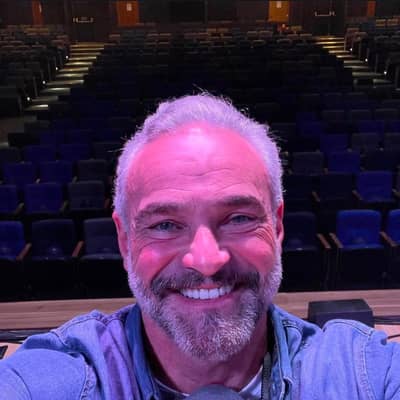 Jonathan Shawn 