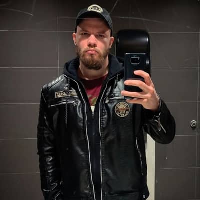 Kochnev Chris 