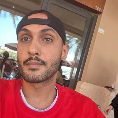 Yousef100